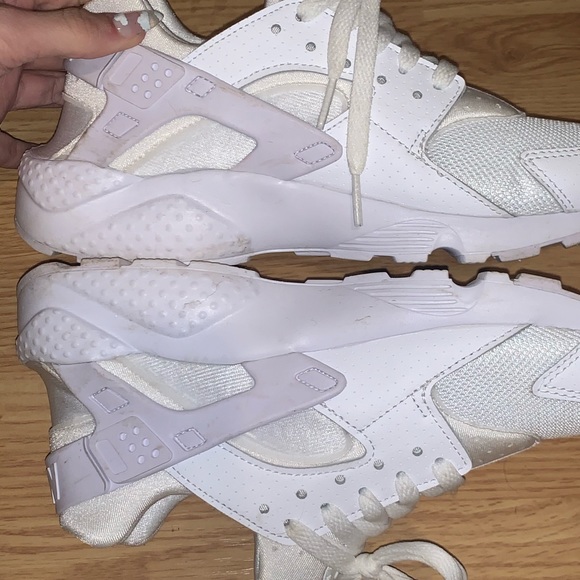 White Nike hurraches - Picture 4 of 5